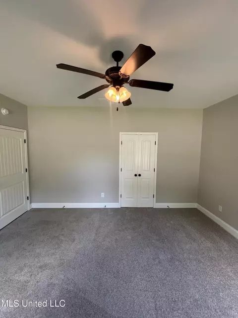 Bedroom - 204 Eagle View Dr, Senatobia, MS 38668 photo 2 of 7