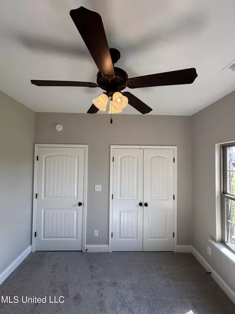 Bedroom - 204 Eagle View Dr, Senatobia, MS 38668 photo 4 of 7