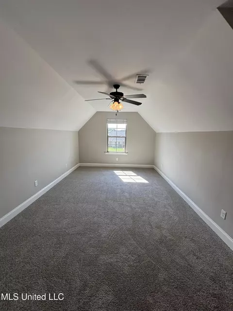 Bedroom - 204 Eagle View Dr, Senatobia, MS 38668 photo 7 of 7
