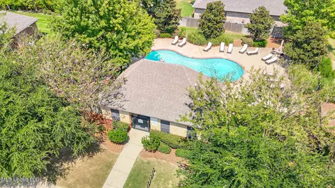 View/Area - 900 Glen Cv, Madison, MS 39110 photo 5 of 5