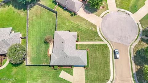 View/Area - 900 Glen Cv, Madison, MS 39110 photo 4 of 5