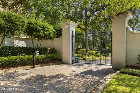 Exterior - 1200 Meadowbrook Rd #11, Jackson, MS 39206 photo 4 of 16