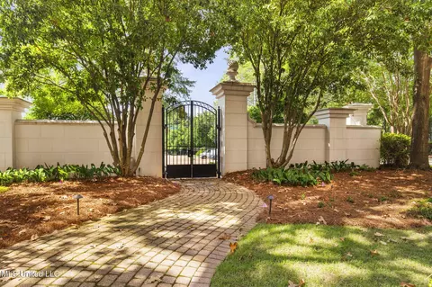 Exterior - 1200 Meadowbrook Rd #11, Jackson, MS 39206 photo 12 of 16