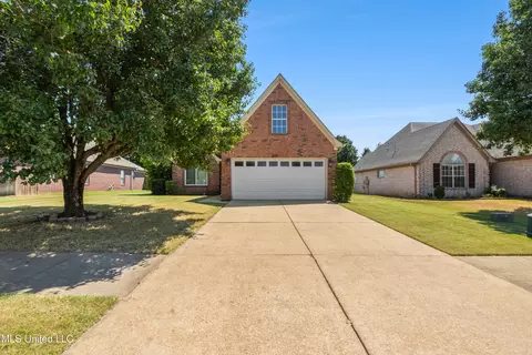 1091 Fredrick Dr, Southaven, MS 38671