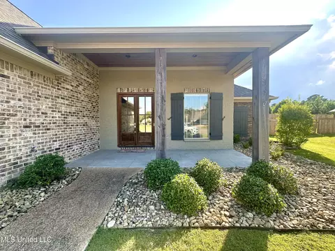 349 Emerald Way, Brandon, MS 39047