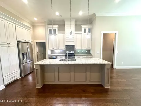 349 Emerald Way, Brandon, MS 39047 photo 2