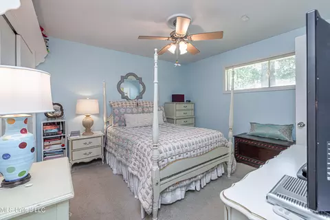 Bedroom - 5328 Hialeah Dr, Jackson, MS 39211 photo 6 of 11