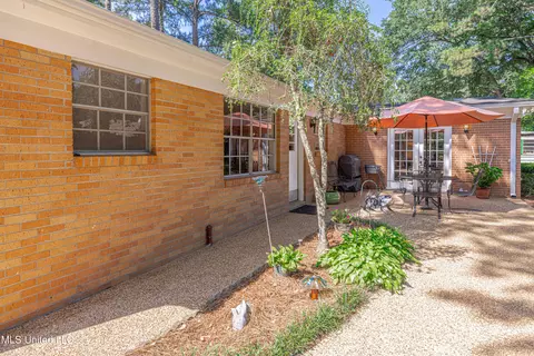 Exterior - 5328 Hialeah Dr, Jackson, MS 39211 photo 8 of 15