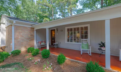 Exterior - 5328 Hialeah Dr, Jackson, MS 39211 photo 1 of 15