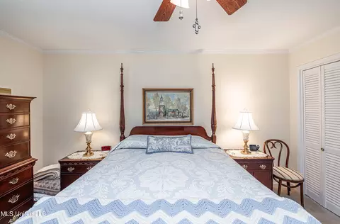 Bedroom - 5328 Hialeah Dr, Jackson, MS 39211 photo 5 of 11