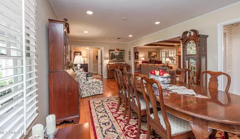 Dining - 5328 Hialeah Dr, Jackson, MS 39211 photo 5 of 5