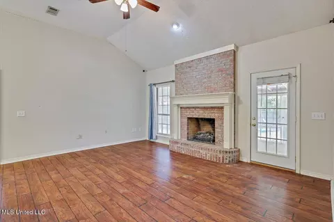 Living - 232 Mallard Dr, Brandon, MS 39047 photo 4 of 4