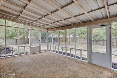 Exterior - 232 Mallard Dr, Brandon, MS 39047 photo 3 of 8