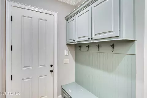 Entry Way - 104 Carrington Dr, Madison, MS 39110 photo 2 of 2