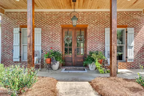 Exterior - 104 Carrington Dr, Madison, MS 39110 photo 3 of 11