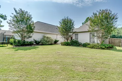 Exterior - 104 Carrington Dr, Madison, MS 39110 photo 9 of 11