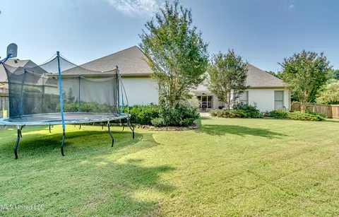 Exterior - 104 Carrington Dr, Madison, MS 39110 photo 7 of 11