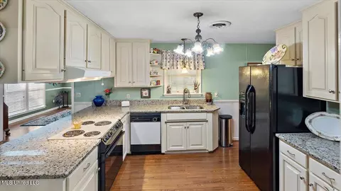 Kitchen - 1210 Melwood Dr, Forest, MS 39074 photo 3 of 3
