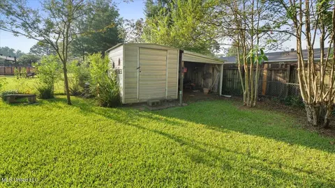 Exterior - 1210 Melwood Dr, Forest, MS 39074 photo 5 of 9