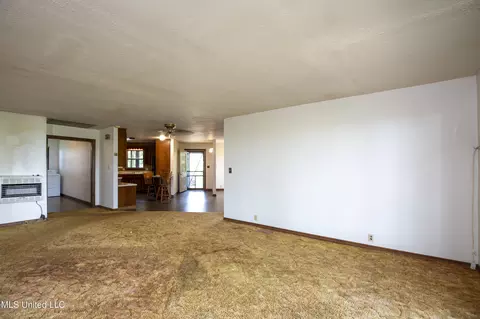 Living - 2864 Highway 407, Kilmichael, MS 39747 photo 11 of 12