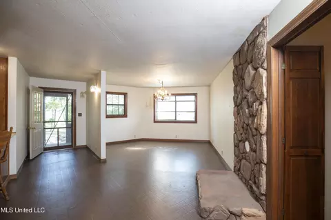 Living - 2864 Highway 407, Kilmichael, MS 39747 photo 9 of 12
