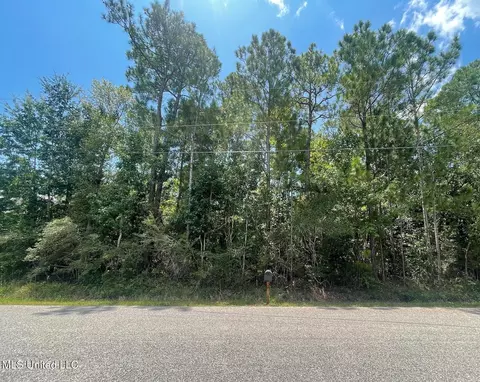 lot16 Poinsetta Loop, Pass Christian, MS 39571