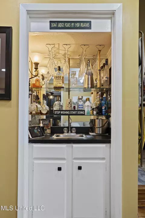 Other - 27 Park Crest Pl, Jackson, MS 39211 photo 1 of 5