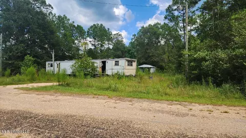 26094 Rainbow Dr, Perkinston, MS 39573