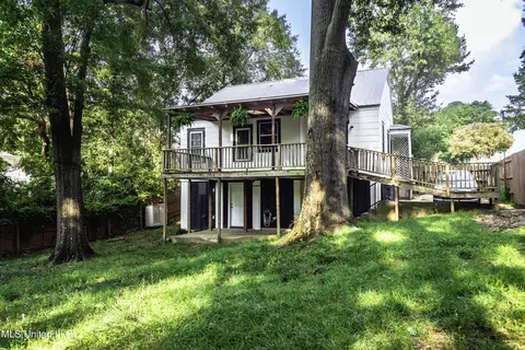 Exterior - 2905 Oxford Ave, Jackson, MS 39216 photo 7 of 8