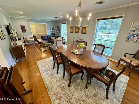 1432 Belle Glade St, Jackson, MS 39211 photo 8