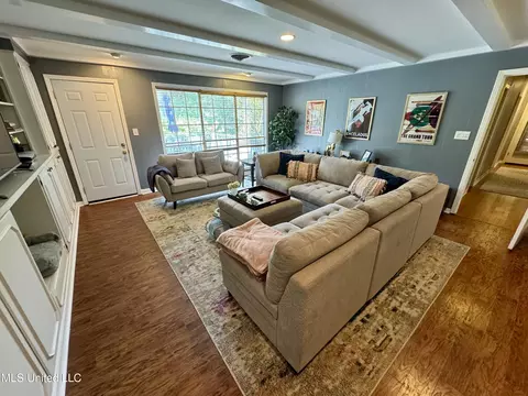 1432 Belle Glade St, Jackson, MS 39211 photo 13