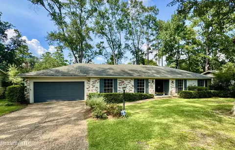 1432 Belle Glade St, Jackson, MS 39211