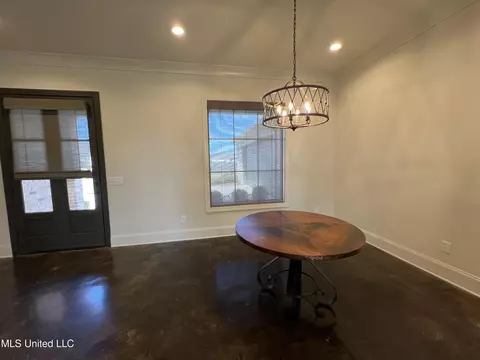 Entry Way - 731 Glenwild Dr, Canton, MS 39046 photo 2 of 8