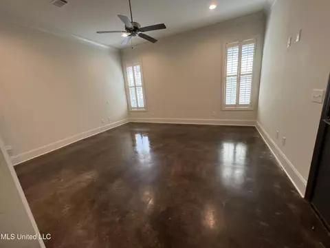 Living - 731 Glenwild Dr, Canton, MS 39046 photo 3 of 5