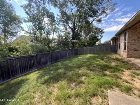 Exterior - 731 Glenwild Dr, Canton, MS 39046 photo 7 of 9