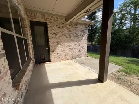 Exterior - 731 Glenwild Dr, Canton, MS 39046 photo 6 of 9