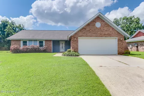 557 Tasha Dr, D'iberville, MS 39540