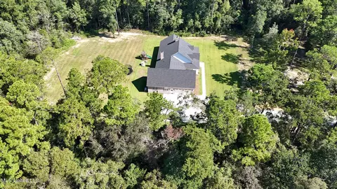 View/Area - 19255 Eli Dudley Rd, Moss Point, MS 39562 photo 4 of 6