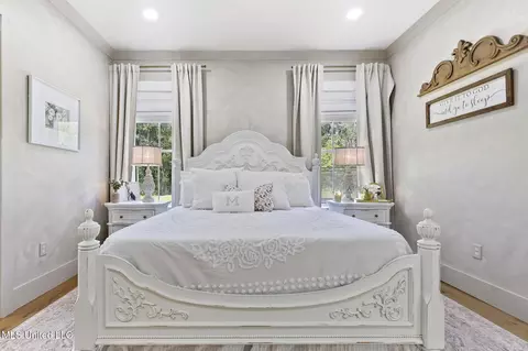 Bedroom - 19255 Eli Dudley Rd, Moss Point, MS 39562 photo 1 of 2