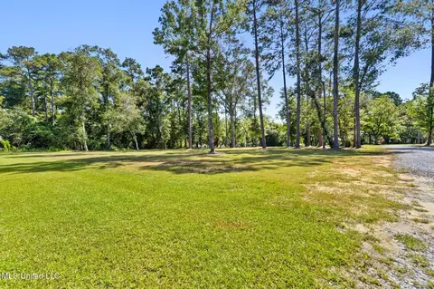 Exterior - 19255 Eli Dudley Rd, Moss Point, MS 39562 photo 3 of 5
