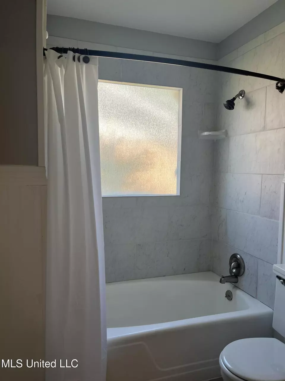 Bath - 16 52 St, Gulfport, MS 39507 photo 2 of 5