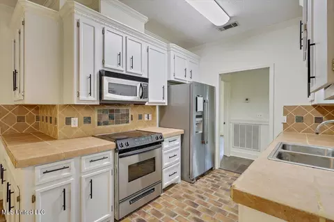 238 Mandarin Drive Dr, Brandon, MS 39047 photo 9