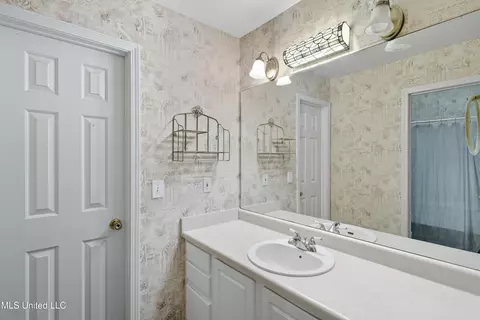 4247 Gunar Dr, Byram, MS 39272 photo 12