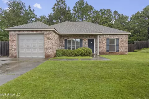 18526 Devin Ct, Gulfport, MS 39503