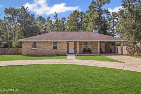 19627 W Wortham Rd, Saucier, MS 39574