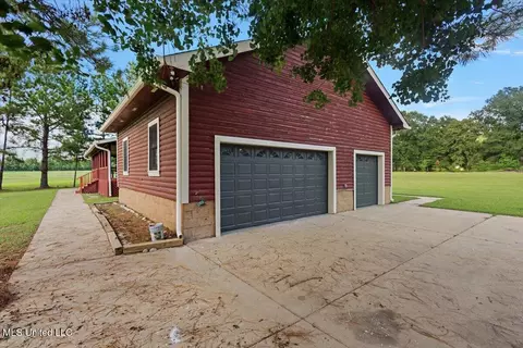 Other - 126 Parks Rd, Jackson, MS 39212 photo 1 of 8