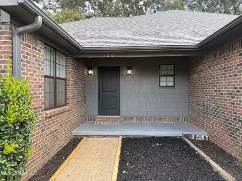Other - 120 N Parkway St, Hernando, MS 38632 photo 1 of 8