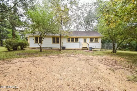 Exterior - 104 Overby St, Brandon, MS 39042 photo 2 of 2