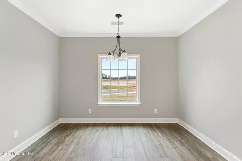 Dining - 705 Lucas Ln, Hernando, MS 38632 photo 1 of 1