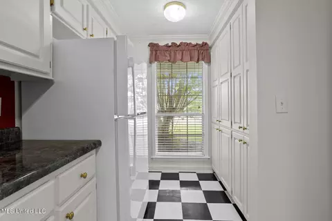 207 Meadowview Ln, Brandon, MS 39047 photo 12